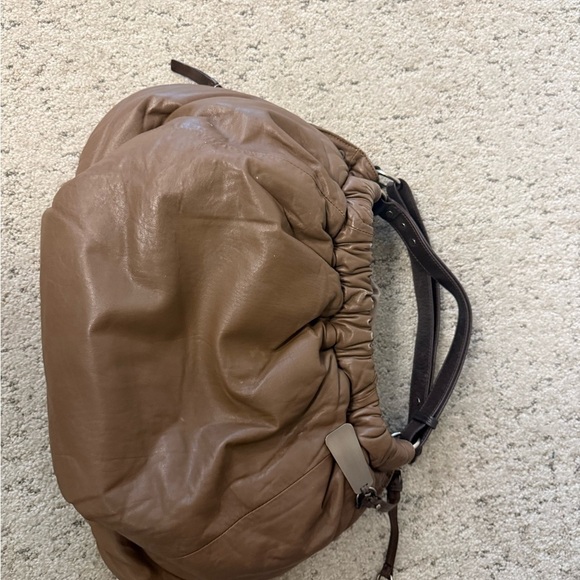 BCBGMaxAzria GUC close to excellent HUGE Gathered slouch Leather Hobo Bag - Picture 4 of 15